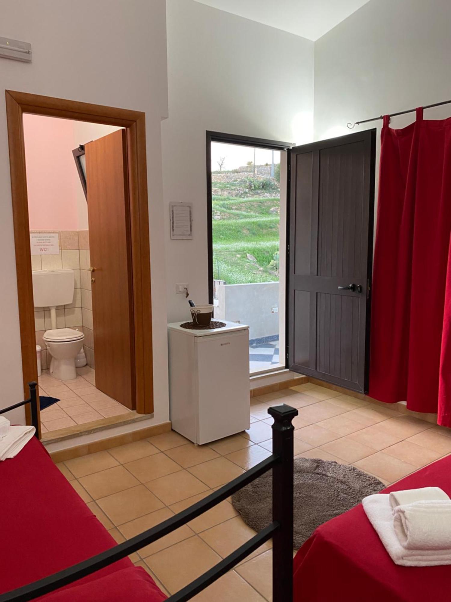 B&B Quattromulini !! Noto Esterno foto