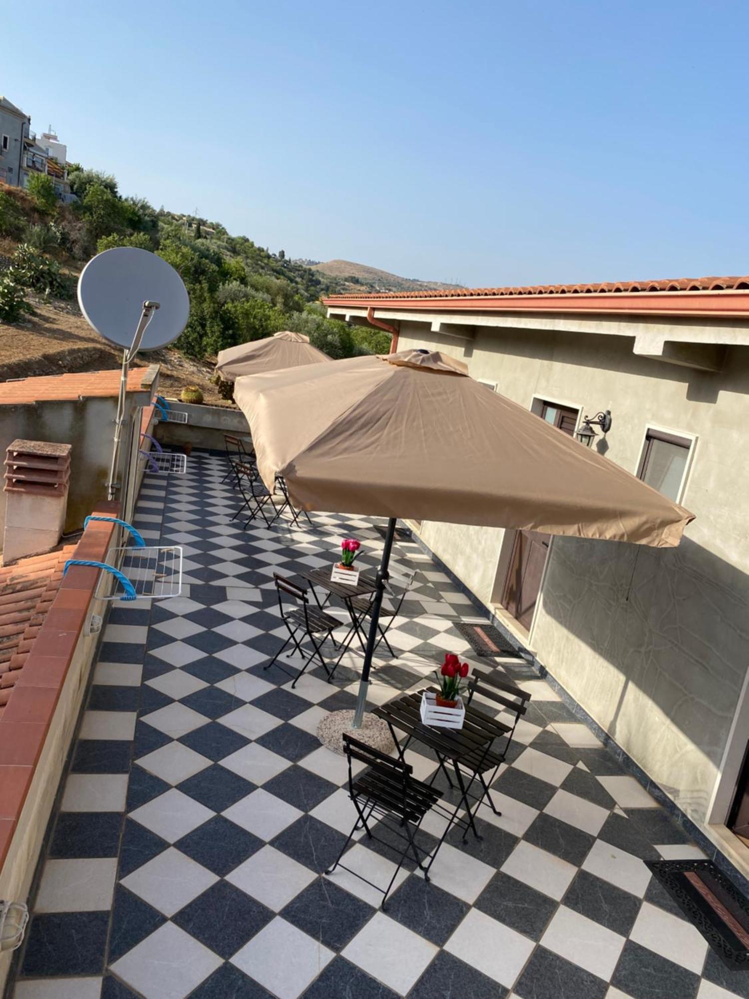 B&B Quattromulini !! Noto Esterno foto
